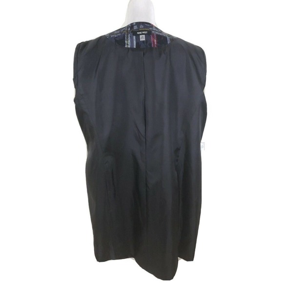 Nine West~ Woman Plus Size 18W~ Black/Red Plaid Trench Coat Long Sleeve Lined. - Picture 8 of 12